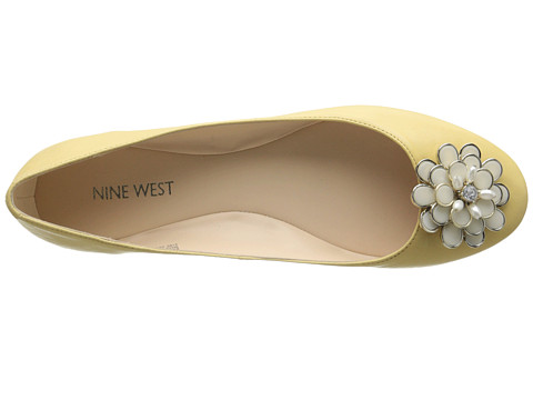 Nine West 玖熙 Cierra 女士真皮时尚清新平底鞋