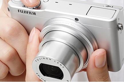 FUJIFILM 富士 XQ1 数码相机(黑色)