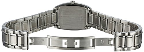 Bulova 宝路华 96R162 镶钻 珍珠母贝表盘 女士石英腕表