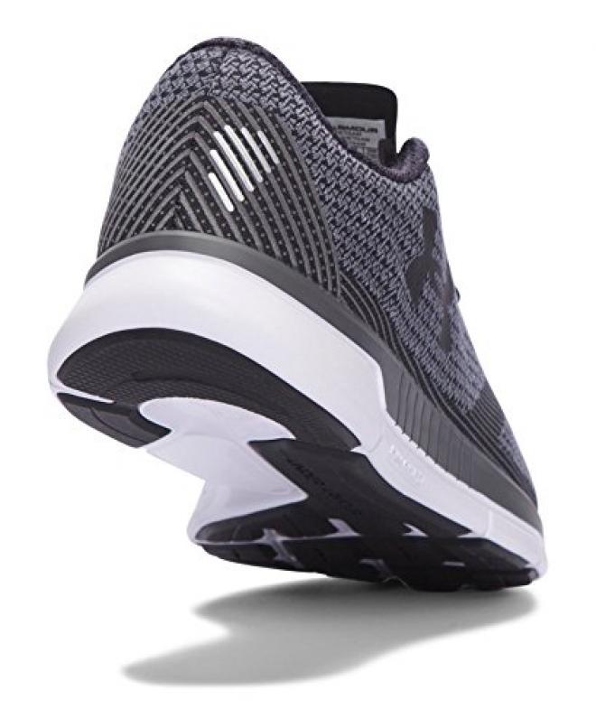 UNDER ARMOUR 安德玛 Charged Lightning 男款跑鞋