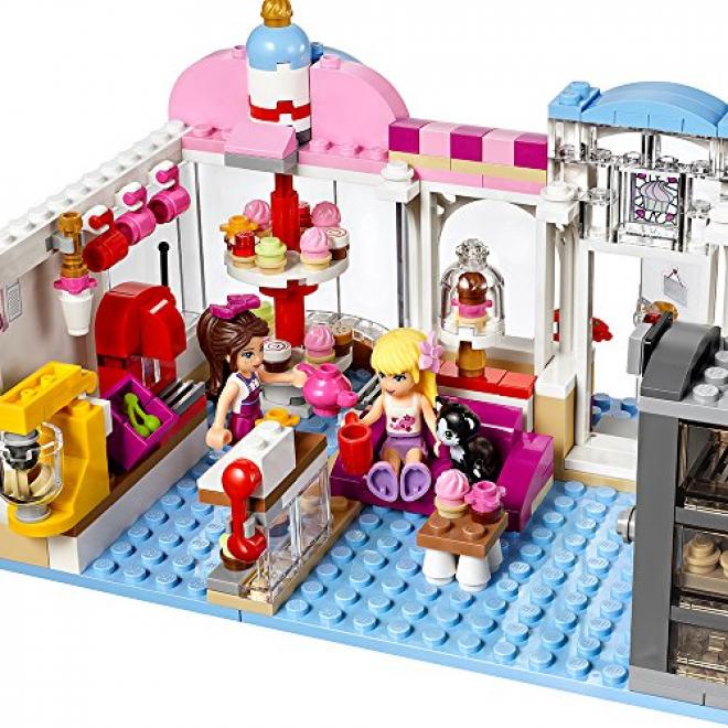 LEGO Friends Heartlake Cupcake Café